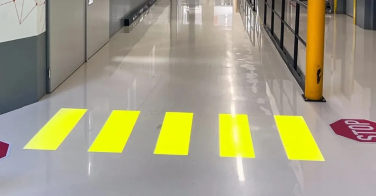 Pedestrian crossing lights in the company for greater safety